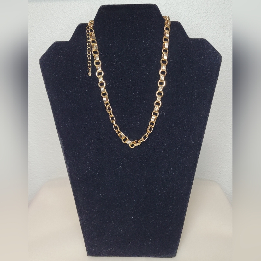 A New Day Elegant Gold Chain Necklace